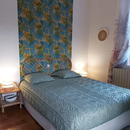 La Tuilerie Guest house *